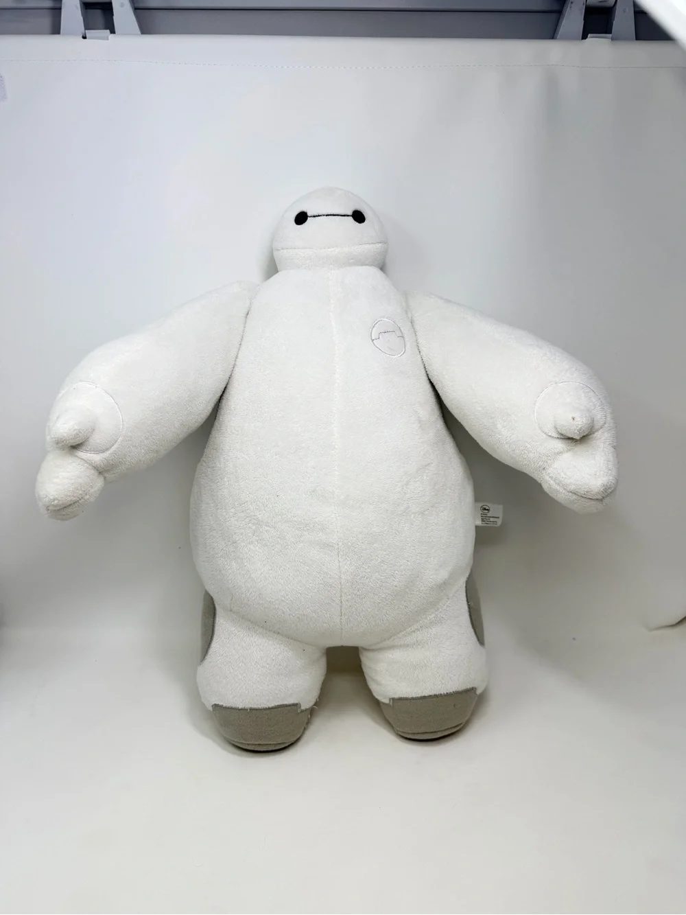 Disney Store Big Hero 6 Baymax Plush 16